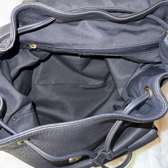 Coach NWOT Billie pebble backpack in Midnight - Picture 12 of 13